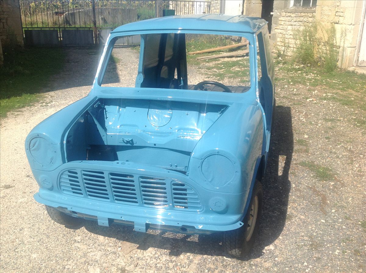 Mini fourgonnette, carrosserie et peinture, photo 4