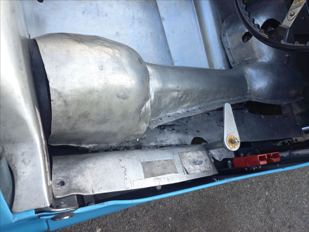 Talbot Lago, plancher en aluminium, photo 3