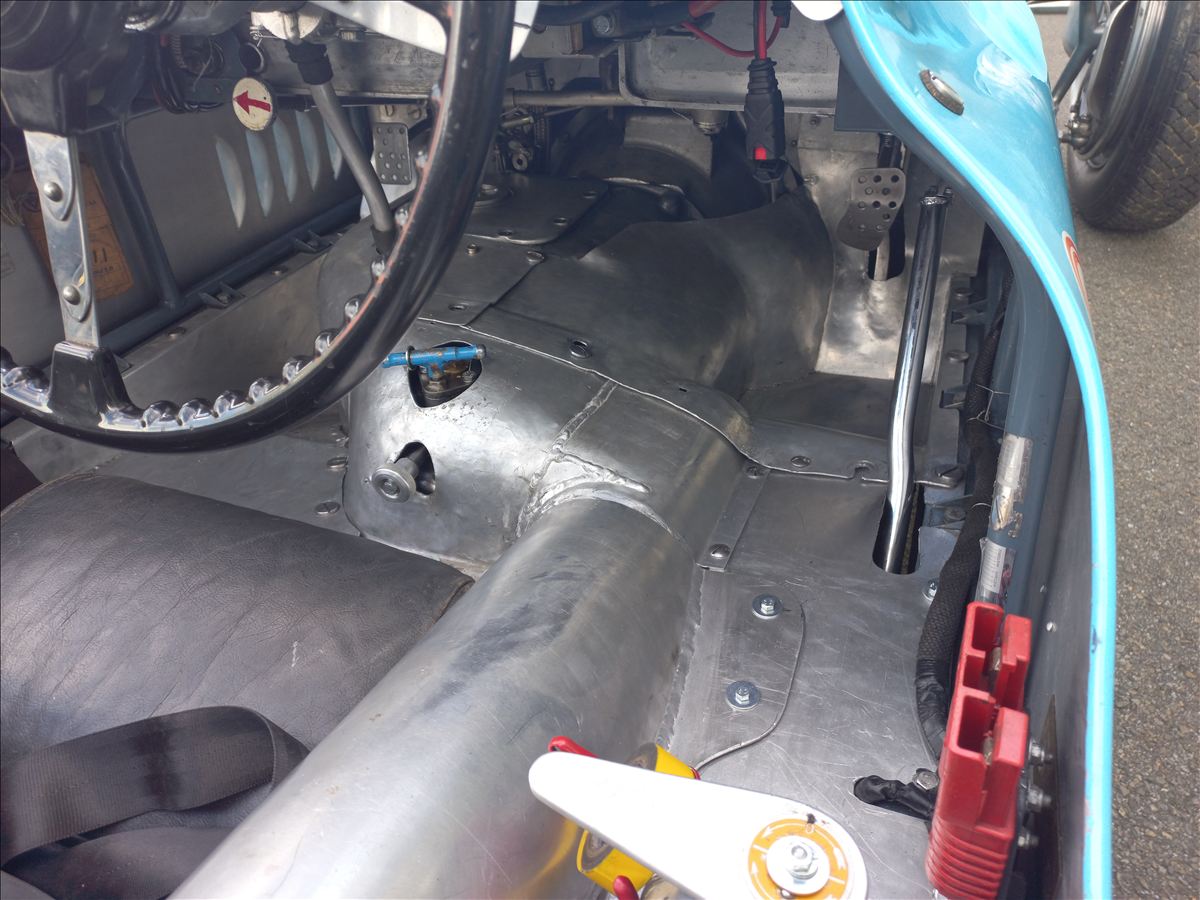 Talbot Lago, plancher en aluminium, photo 6